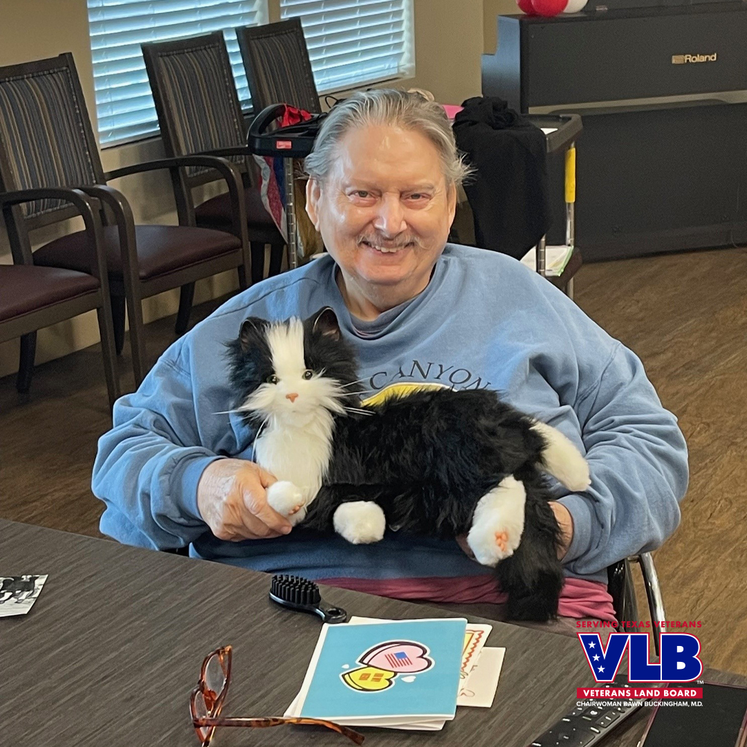 Richard A. Anderson Texas State Veterans Home resident with Operation Animal Love pet