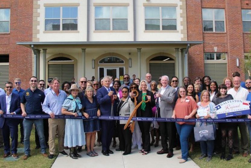 texas-glo-celebrate-ribbon-cutting-of-the-oleanders-at-broadway-affordable-housing-development