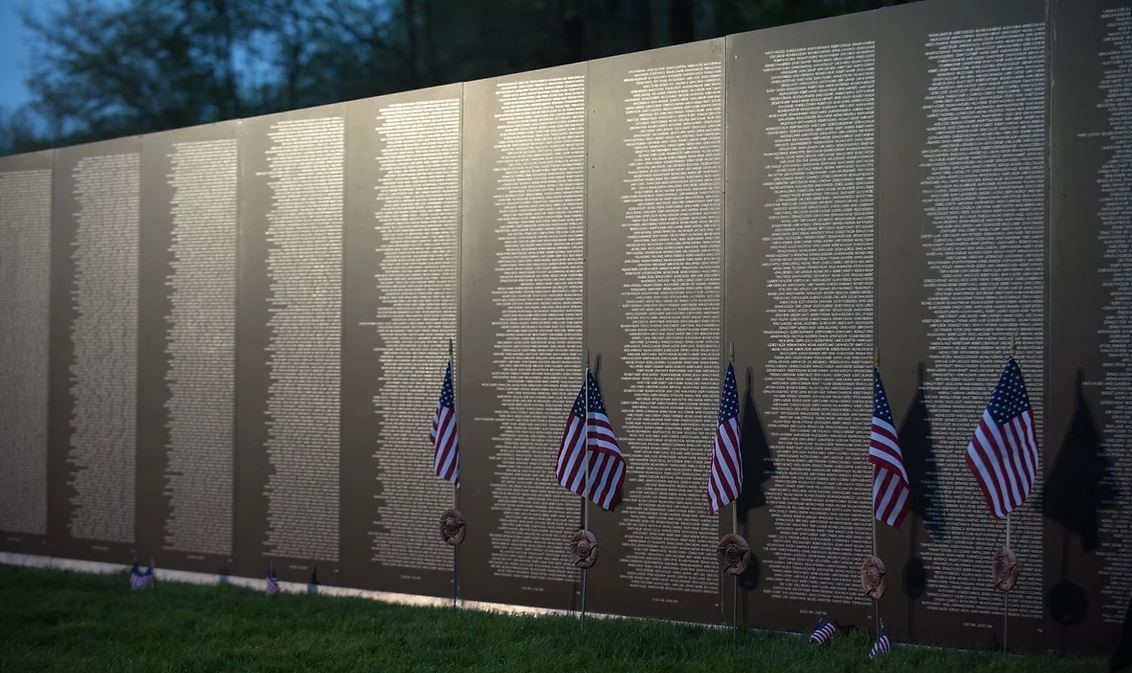 american-veterans-traveling-tribute.jpg