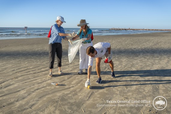 Commissioner Dawn Buckingham, M.D. AAB 2024 Fall Coastwide Cleanup