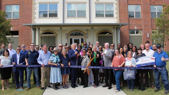 Texas GLO Celebrate Ribbon Cutting of The Oleanders at Broadway Affordable Housing Development